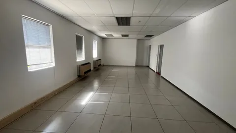 Waterford Office Park, Cnr Witkoppen & Waterford dr, Fourways - 434m² (4)